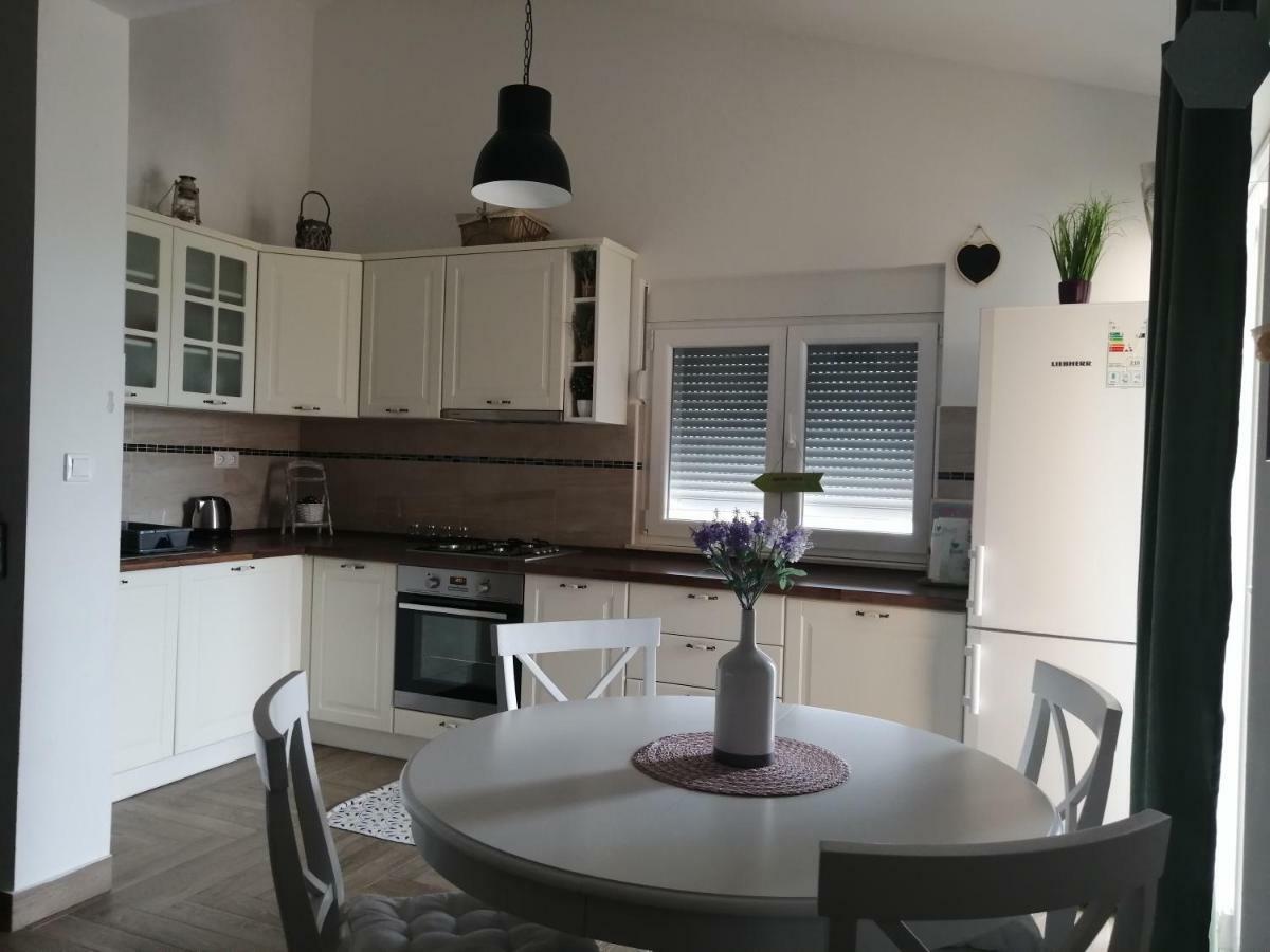 Appartement Fortuna à Slivnica Extérieur photo